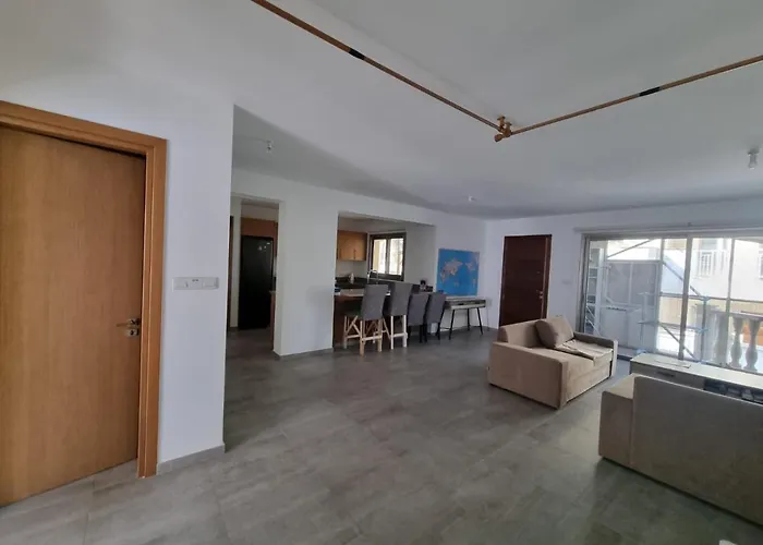 Pearl Park 아파트