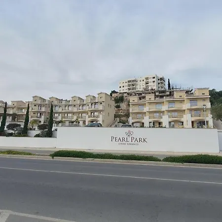 Pearl Park Appartamento Paphos